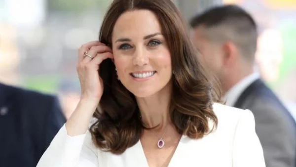 Кейт Мидълтън очаква близнаци?