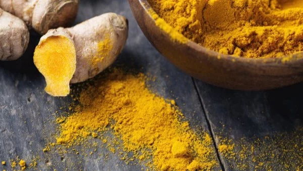Куркумата заличава бръчките
