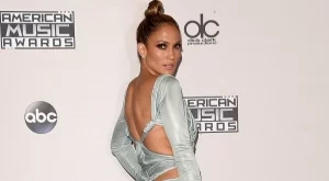 Мъжете от тези 3 зодии си падат по пищни жени