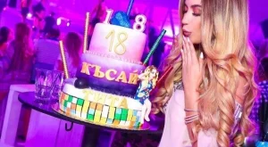 Тита отпразнува 18-тия си рожден ден с Криско