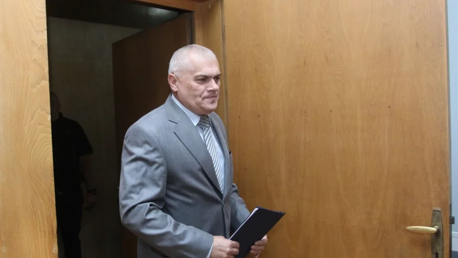 Вътрешният министър: КАТ се опитват да бъдат по-любезни 