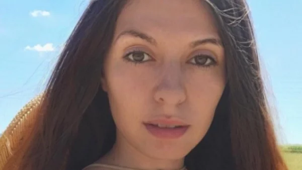 Мирела: Щура и обичаща свободата в модата