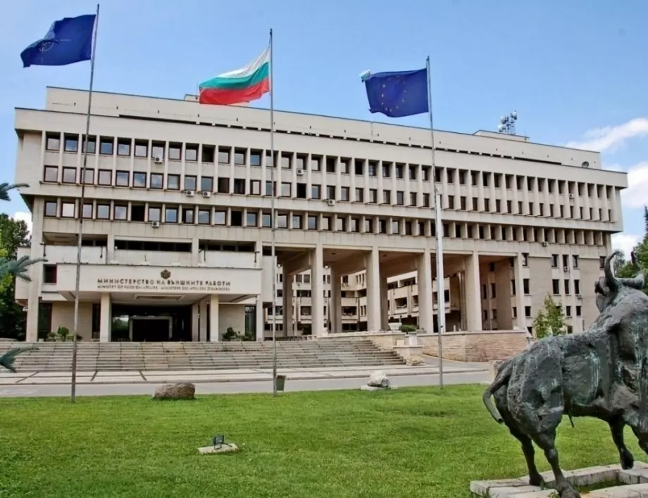МВнР вика посланика на РСМ, Брюксел е информиран за стрелбата по българския клуб