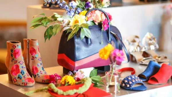 Amazon пусна собствена модна линия