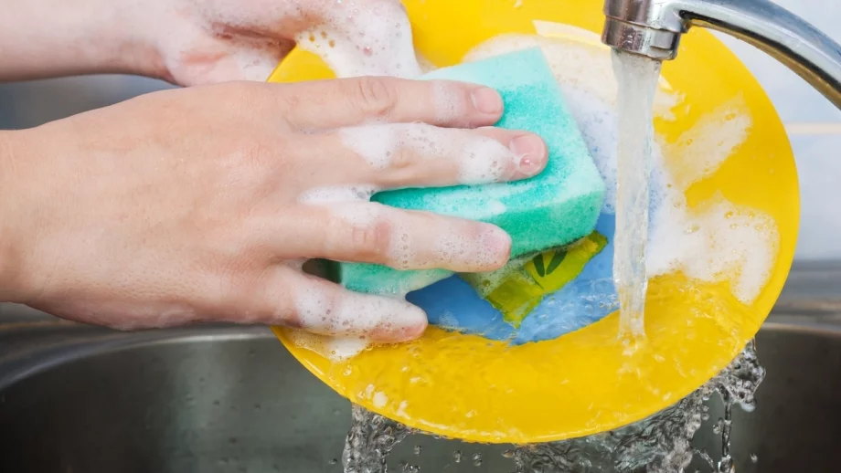 Това е най-мръсното нещо в кухнята ви. Ето как да го почистите истински