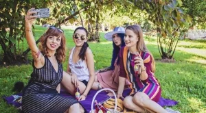 4 модерни жени за лятото и още нещо