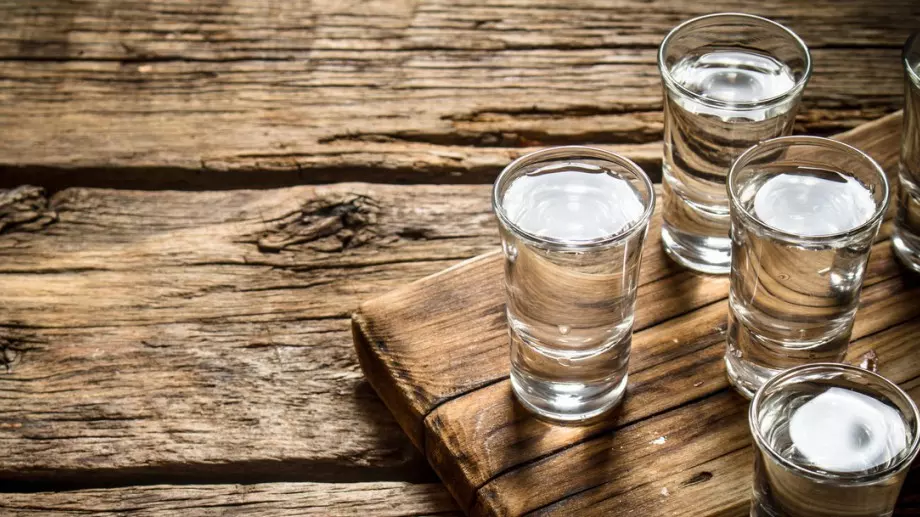 Топ 10 нискокалорични алкохолни напитки за здравословен начин на живот