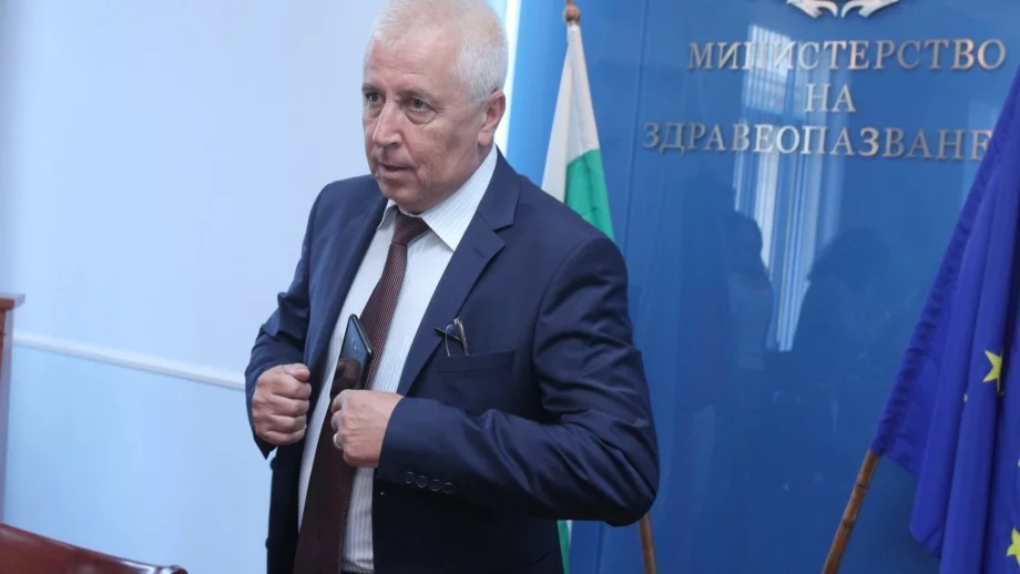 Здравният министър ще инициира промени след скандалния случай с отказана помощ