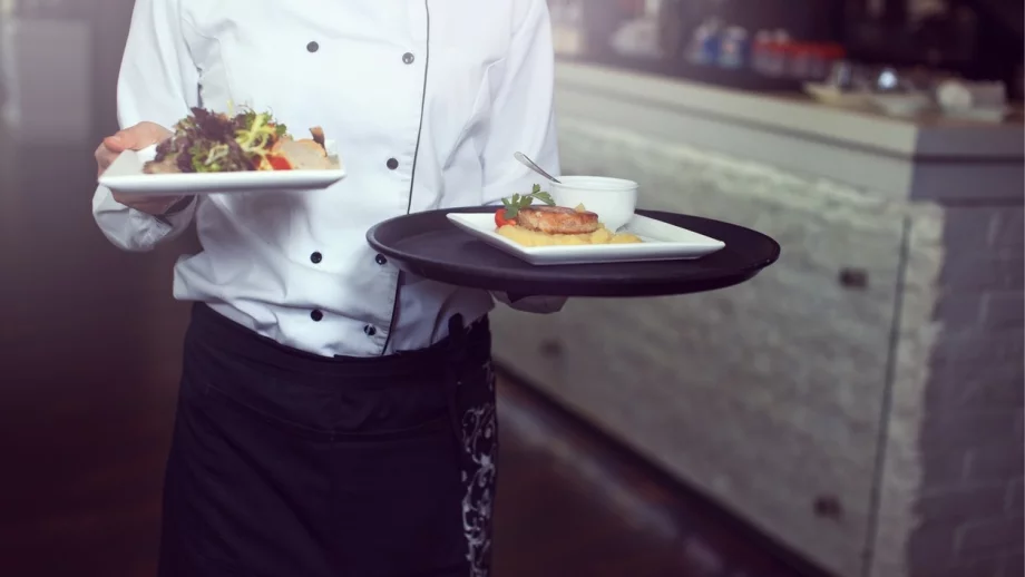 Чуждестранните работници в България са се увеличили двойно