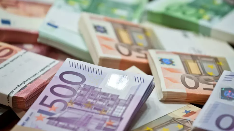 Окончателно е одобрен бюджета на ЕС за 2021-2027 година 