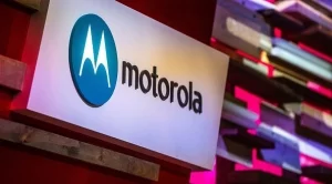 Motorola получи патент за дисплей, който сам се поправя след счупване