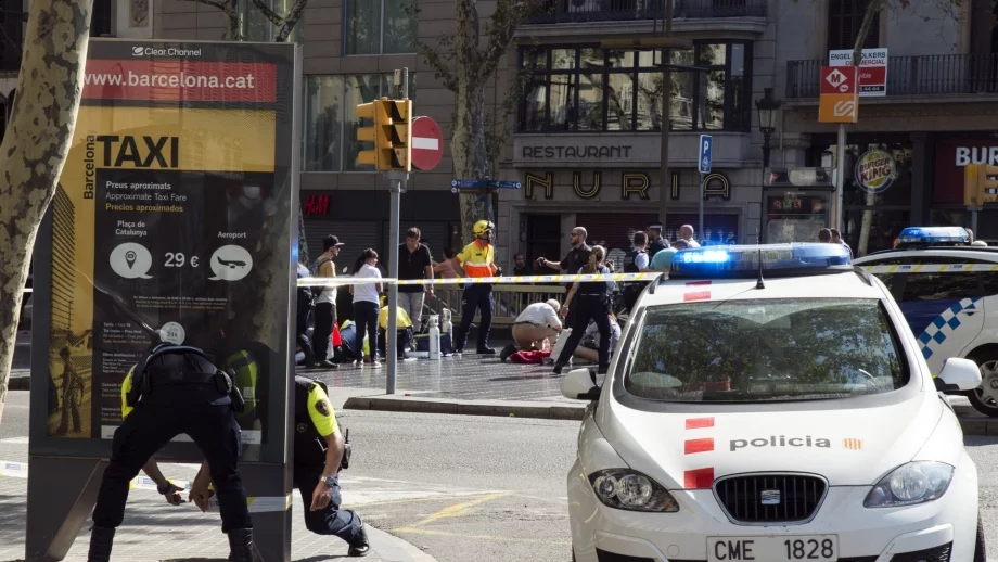 Няма данни за пострадали българи при атаката в Барселона