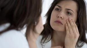 Процедури за стягане на околоочния контур 