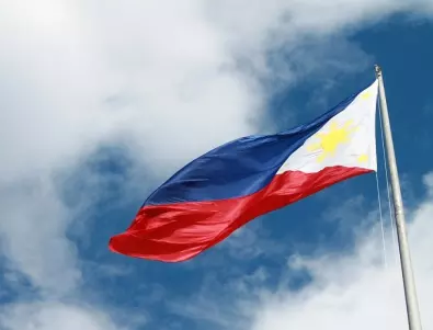 Сблъсъци за парични помощи във Филипините, десетки са ранени