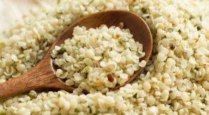 Ето защо да започнете да ядете конопено семе