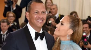 Джей Ло показа как тренира с приятеля си (видео)