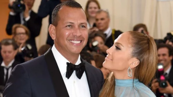 Джей Ло показа как тренира с приятеля си (видео)