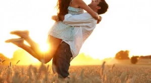 3-те зодии, които имат най-дълги връзки