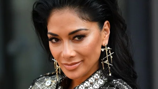 Никол Шерцингер: Самотна съм