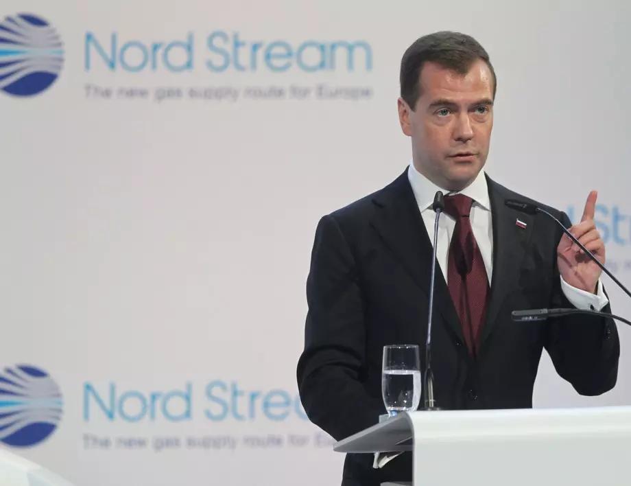 Медведев заплашва: Ако Швеция и Финландия влязат в НАТО, ще разположим ядрено оръжие в Балтика