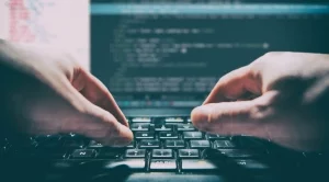  {{ otherArticle[0].article.title }} 