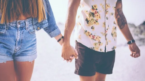 Защо днес ни е трудно да бъдем с един човек за цял живот?