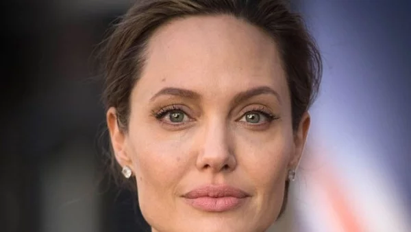 Анджелина Джоли: Трудно е да си сама