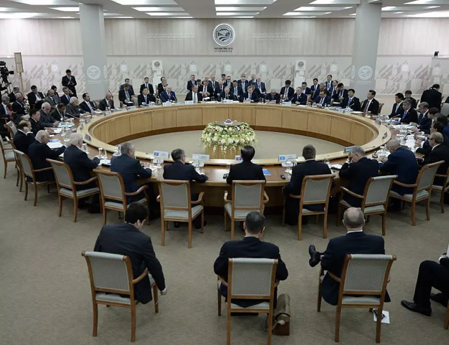 БРИКС подкрепиха нови преговори между Москва и Киев 