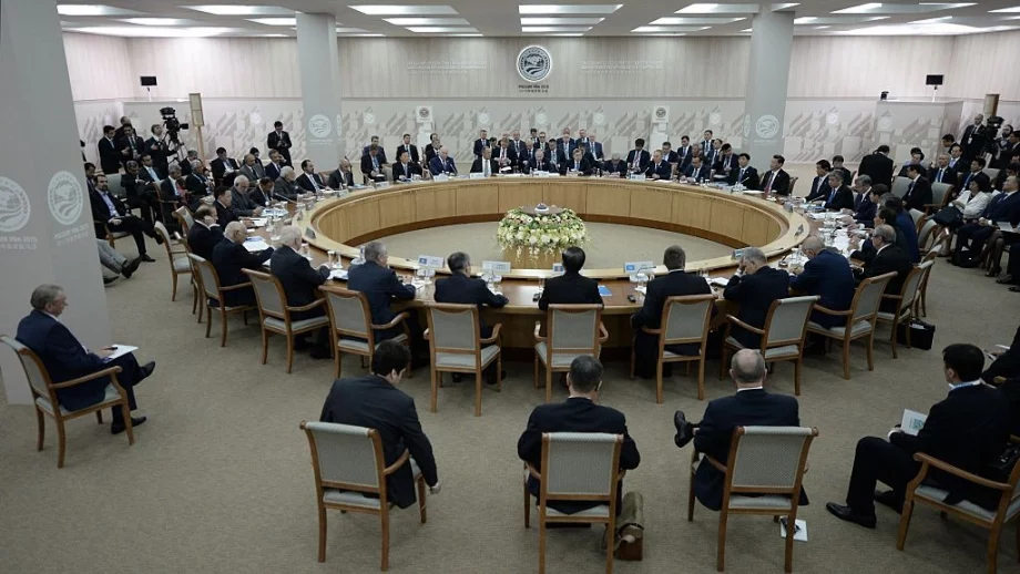 БРИКС прави фонд за облигации, обмисля обща криптовалута