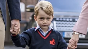 Принц Джордж стана на 6 (снимки)