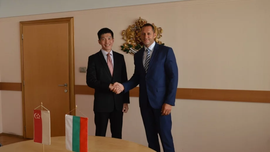 Засилваме търговско-икономическите отношения със Сингапур