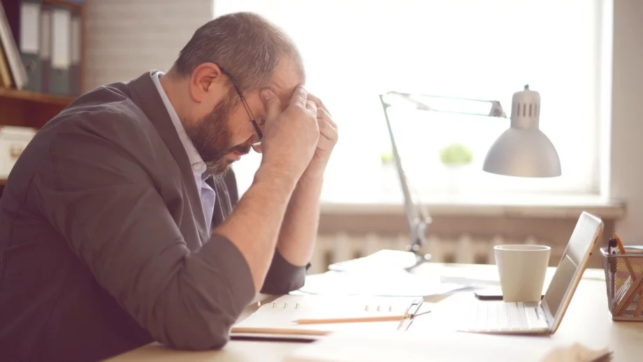 Как да останете спокойни в напрегнати периоди на работа 