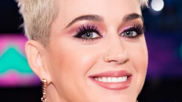 Така е изглеждала Кейти Пери на 13 (снимка)