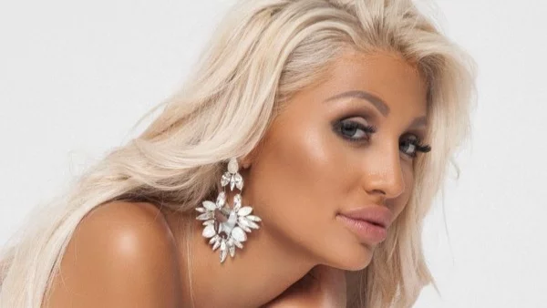 Джулиана Гани и Мегз си махнаха косите (снимки)