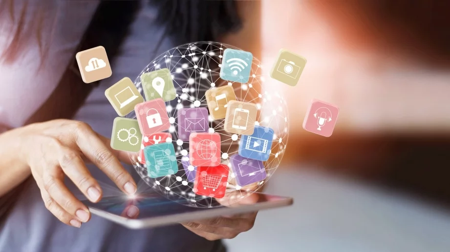 До няколко години 60% от хората в света ще ползват мобилен интернет