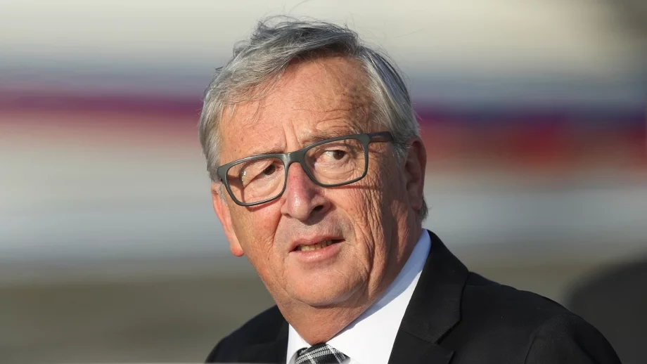 Юнкер: Британците трябва да поработят още за сделка по Brexit 