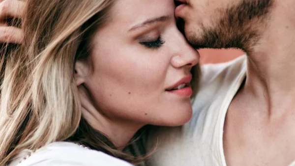 Тези 10 неща издават колко силна е връзката ви 