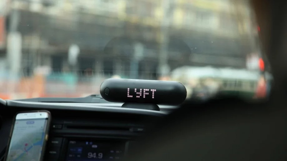 Alphabet обмисля сериозна инвестиция в услуга за споделено пътуване