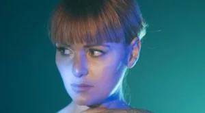 Рут Колева посвети песен на борбата срещу насилието над жени