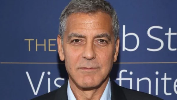  Клуни: Креща от изтощение заради близнаците