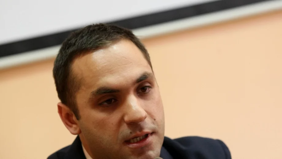 Караниколов: Няма национализация на "Дунарит", собственикът е офшорка