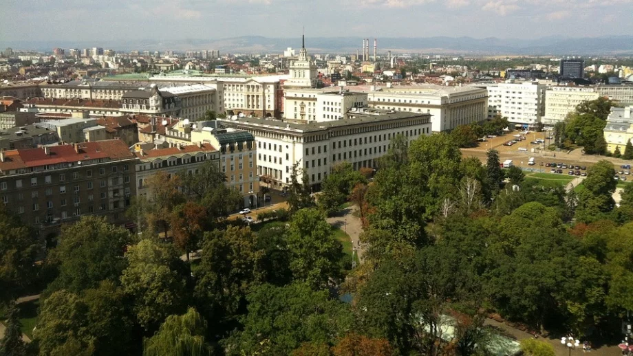 Испански и ирландски туристи напълниха София 