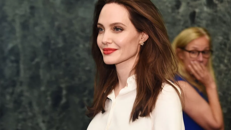 Колко богата е всъщност Анджелина Джоли?