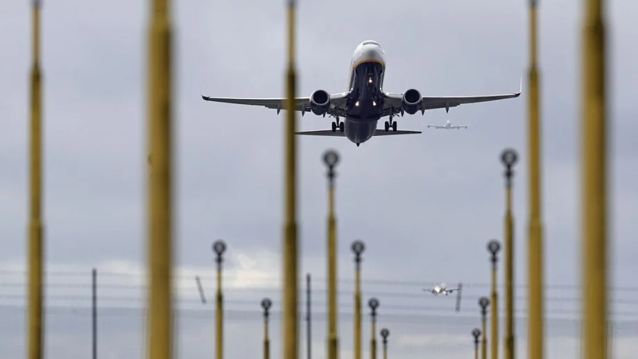 Младите хора трайно напускат Балканите