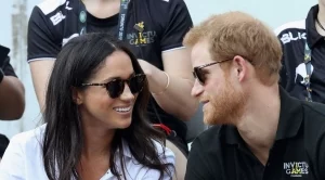 2017/10/03/0043527001507016430