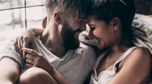 Горещ ФЛИРТ в дневния хороскоп за 4 октомври