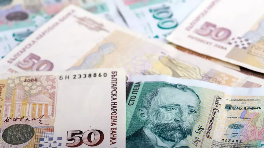 Потребителските кредити поевтиняват