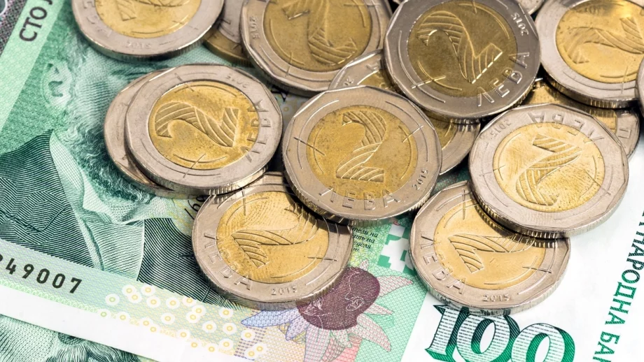 Средният осигурителен доход за май е 884,18 лева