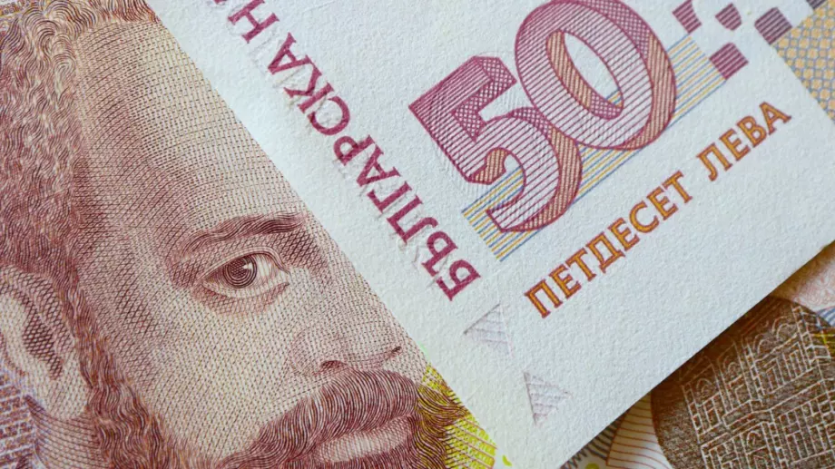 1/3 от икономическия растеж идва от държавни харчове