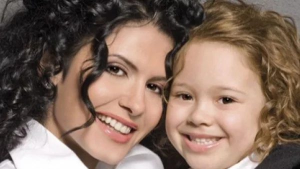 Дъщерята на Анелия шокира с визията си  (снимки)